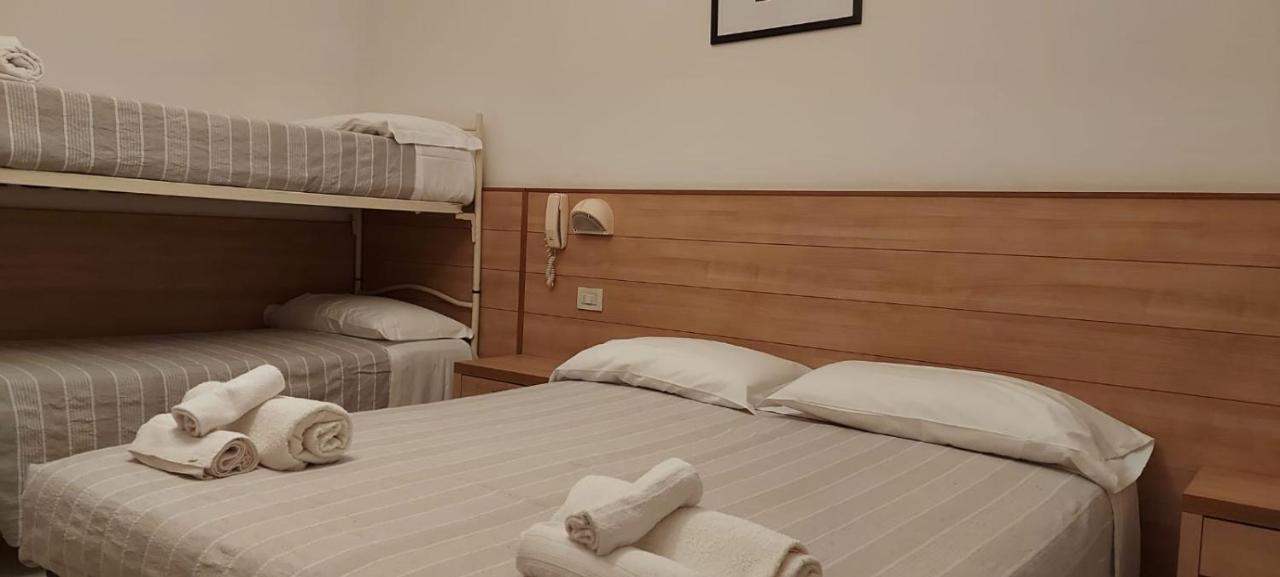 Brezza Hotel 3*