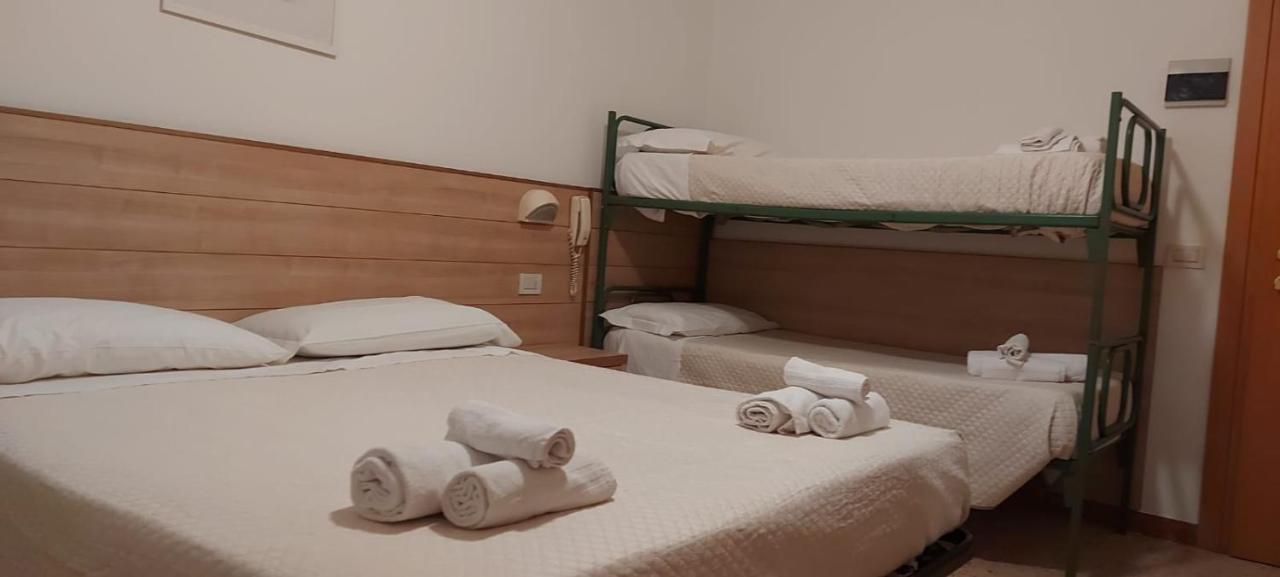Brezza Hotel 3*