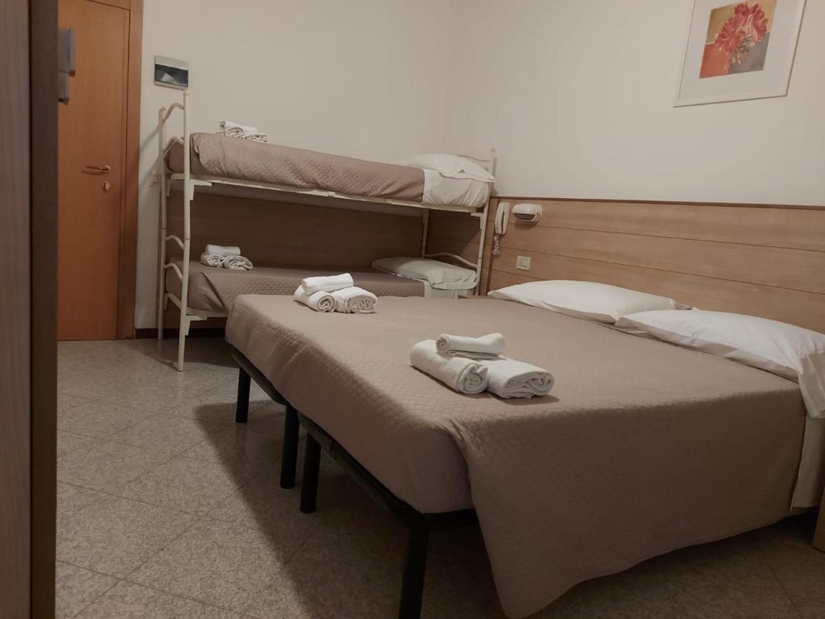 Hotel Brezza Rímini